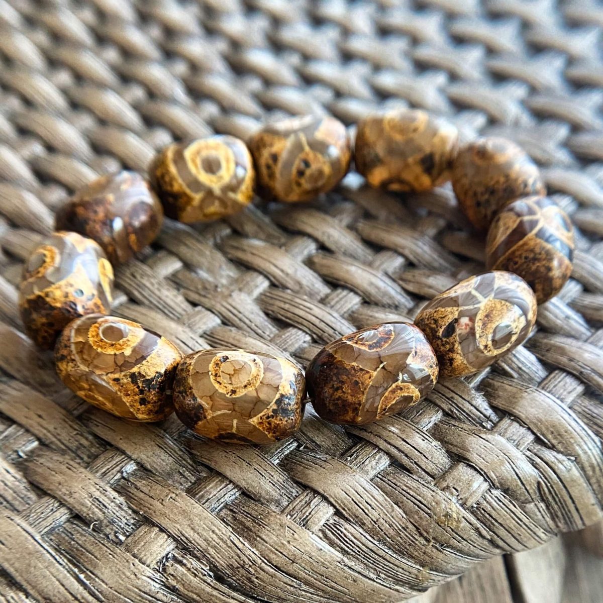 mantra bracelet for meditation dzi