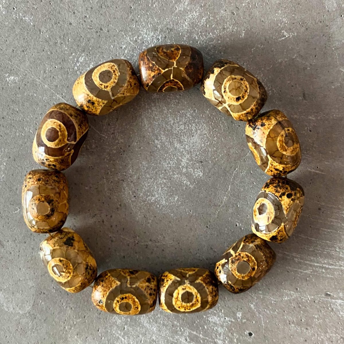 mantra bracelet for meditation dzi