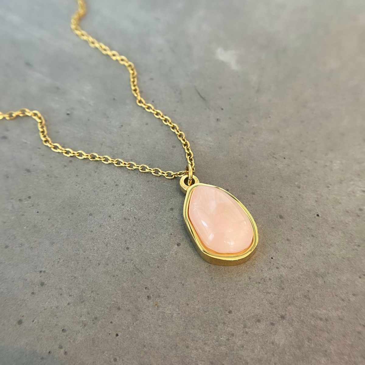 Rose Quartz Pendant Necklace Simple Rose Quartz Necklace 18k gold plated pure rose quartz