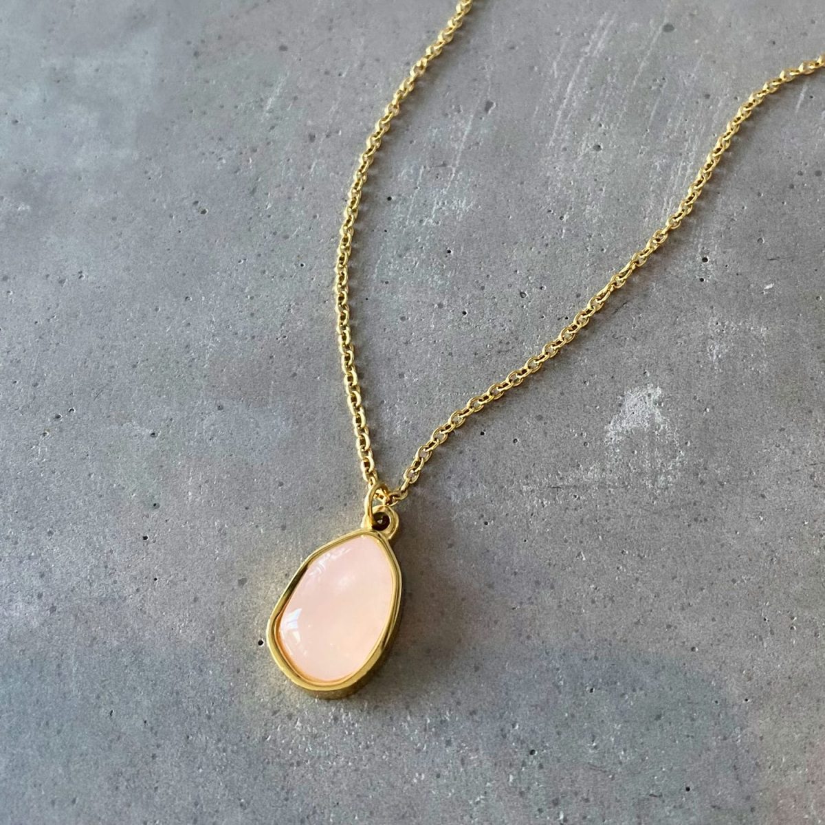 Rose Quartz Pendant Necklace Simple Rose Quartz Necklace 18k gold plated pure rose quartz