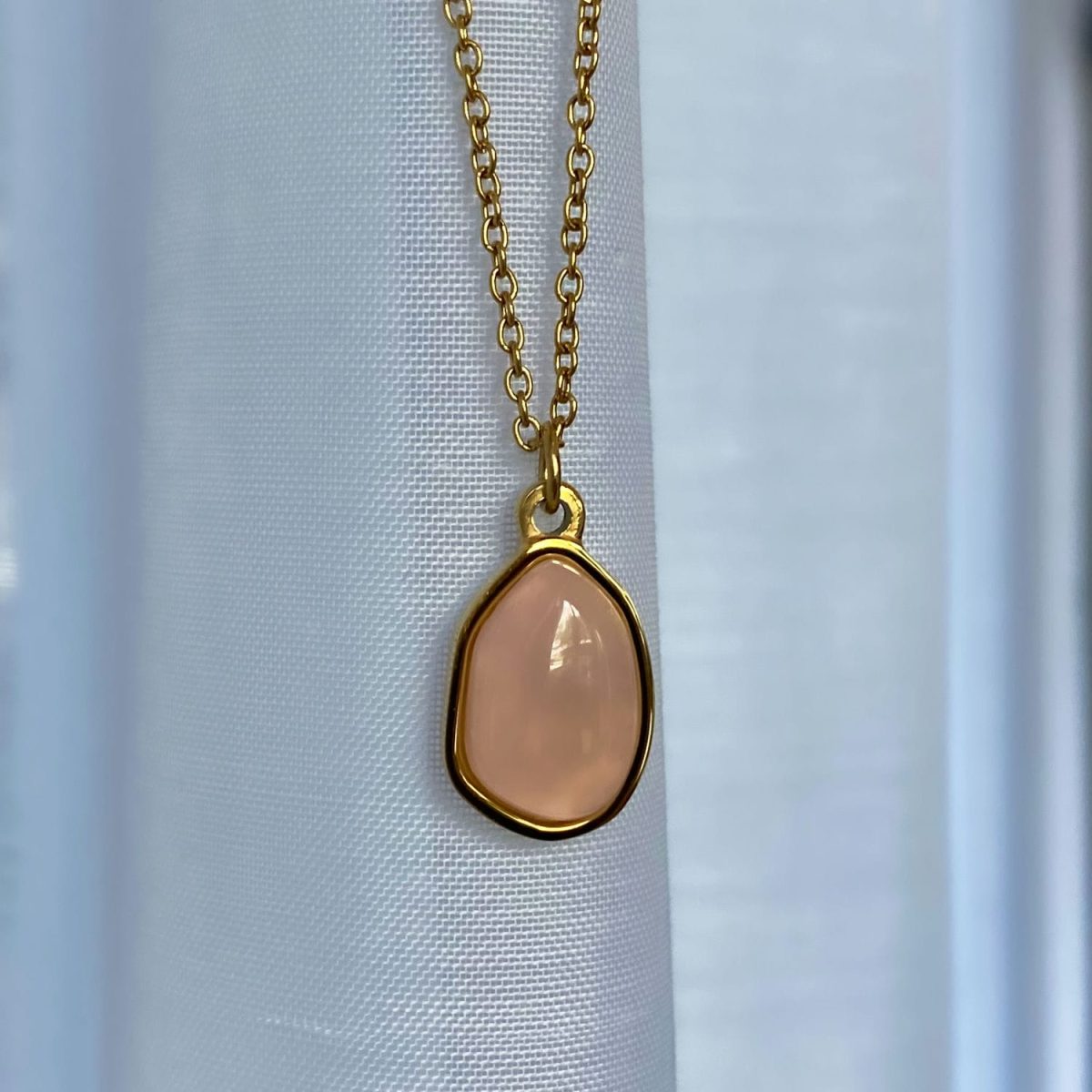 Rose Quartz Pendant Necklace Simple Rose Quartz Necklace 18k gold plated pure rose quartz