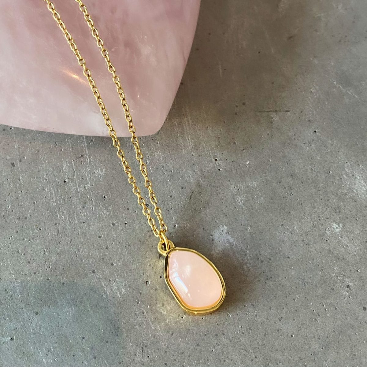 Rose Quartz Pendant Necklace Simple Rose Quartz Necklace 18k gold plated pure rose quartz