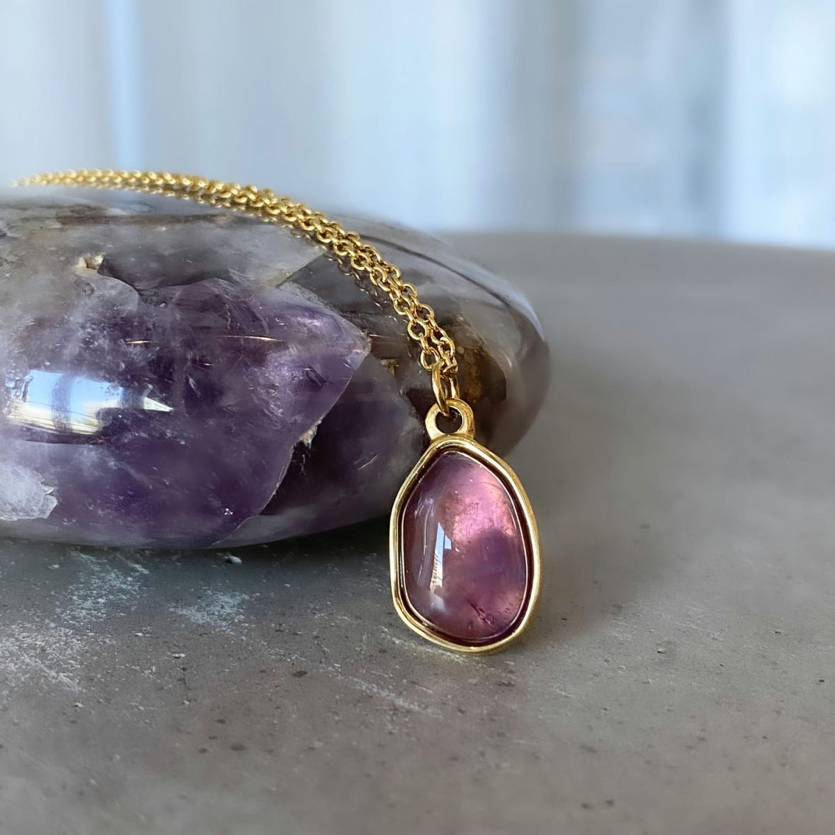 amethyst pendant necklace 18k gold crystal necklace