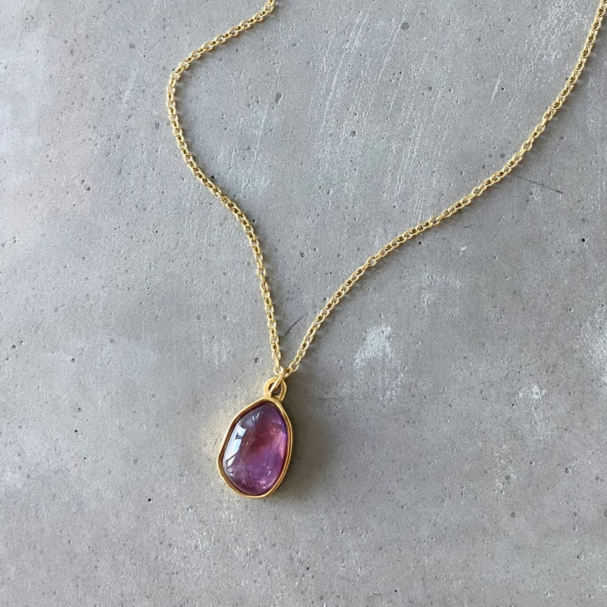 amethyst pendant necklace 18k gold crystal necklace