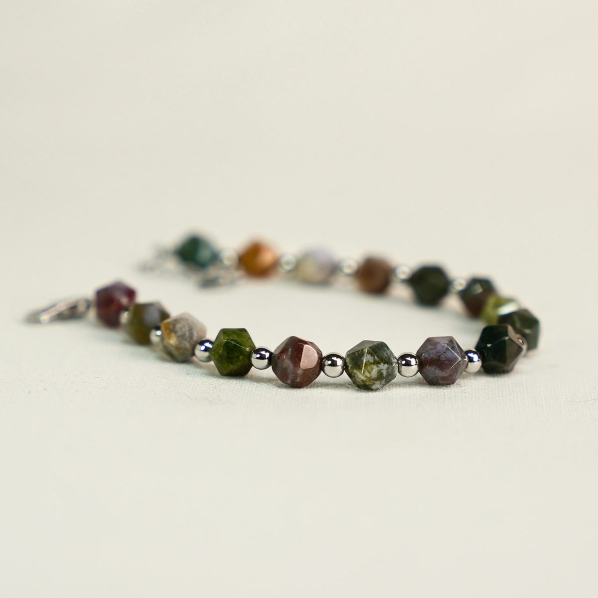 Indian Agate Bracelet Diamond Cut
