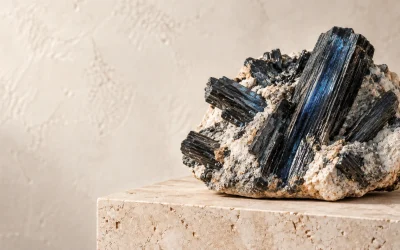 Blog 42 Arfvedsonite Crystal