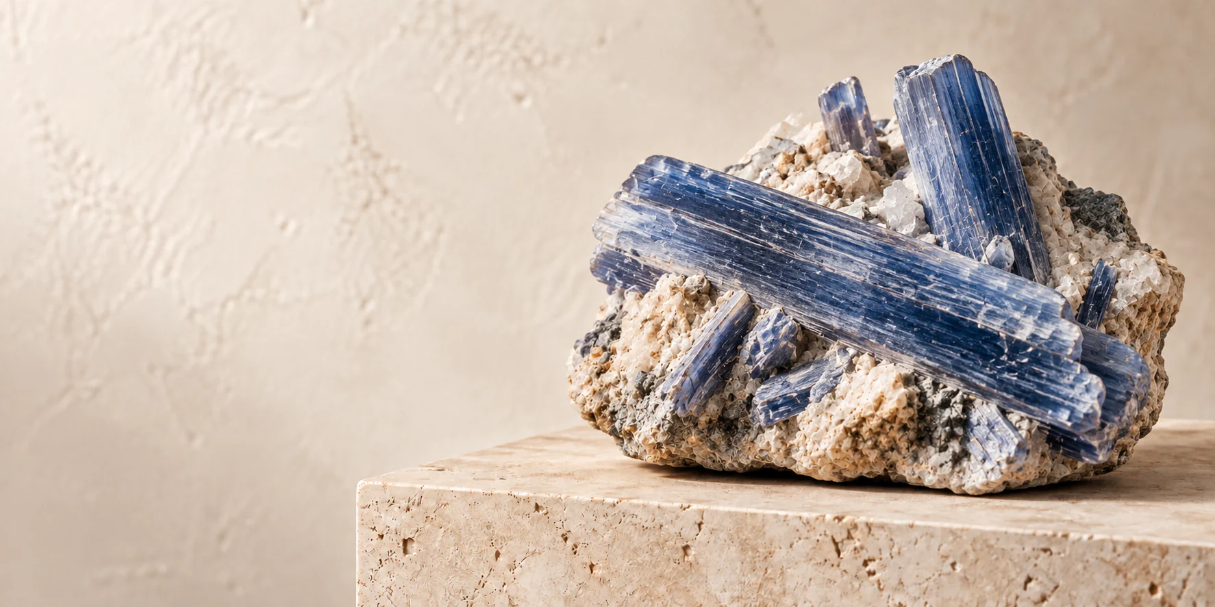 Kyanite Crystal Meaning